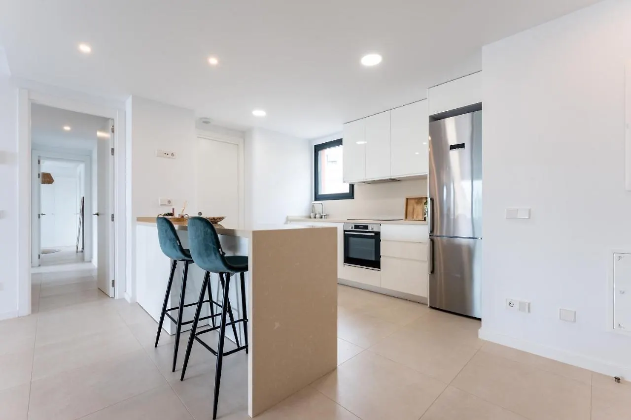 Holiday Apartment Middle Views 丰希罗拉